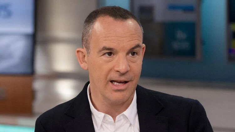 Does Martin Lewis Still Work for Money Saving Expert