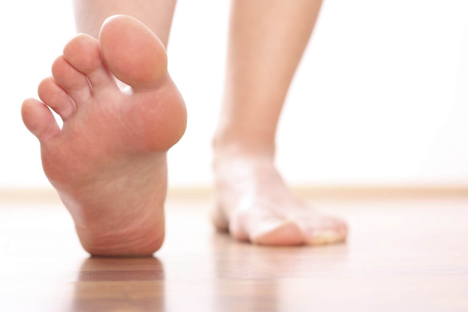 Simple Steps for Maintaining Healthy Feet